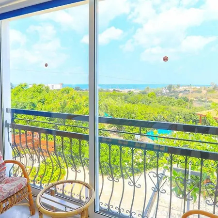 Aphrodite Finiki * Polis