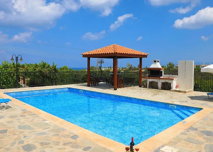 Aphrodite Finiki * Polis